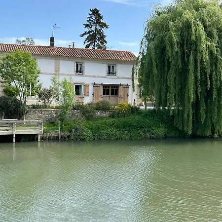 1 Bord De Riviere 3* Damvix