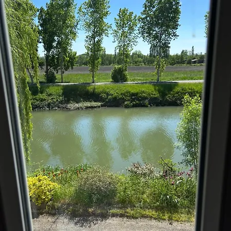 1 Bord De Riviere Frühstückspension